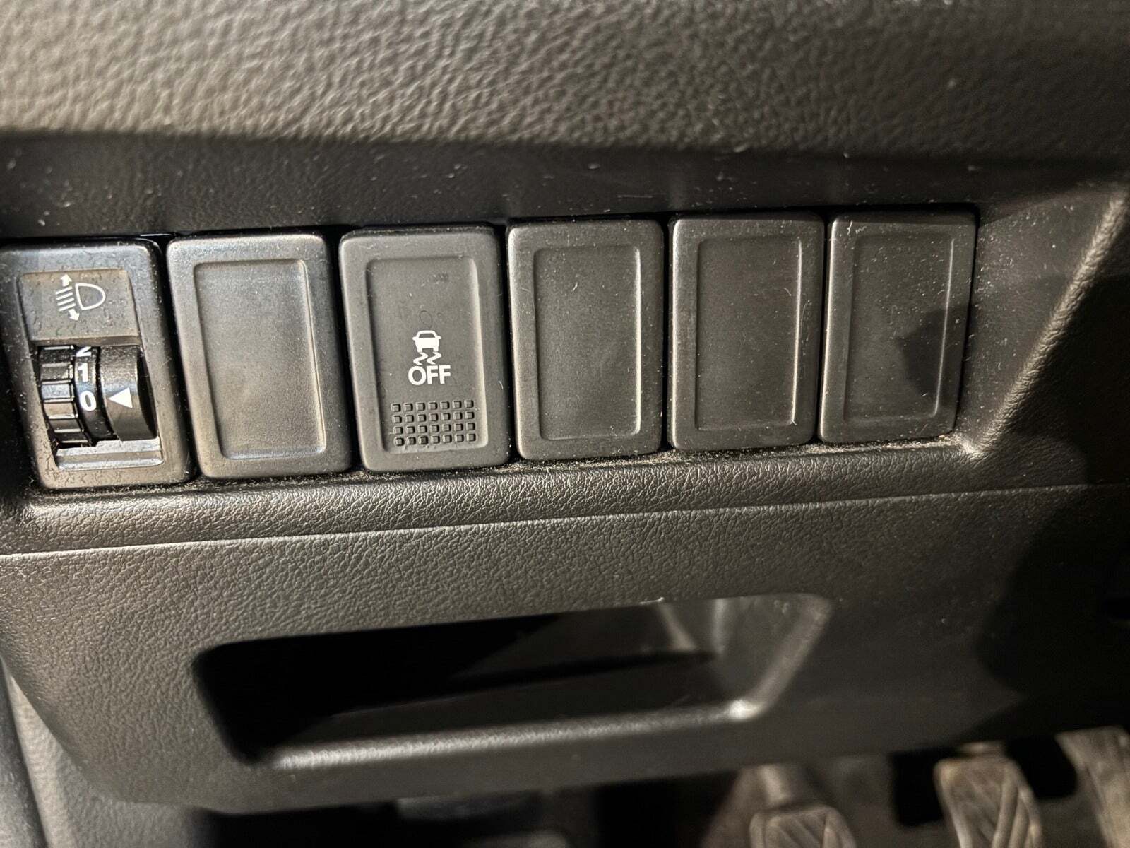 Grå Suzuki Baleno fra 2019