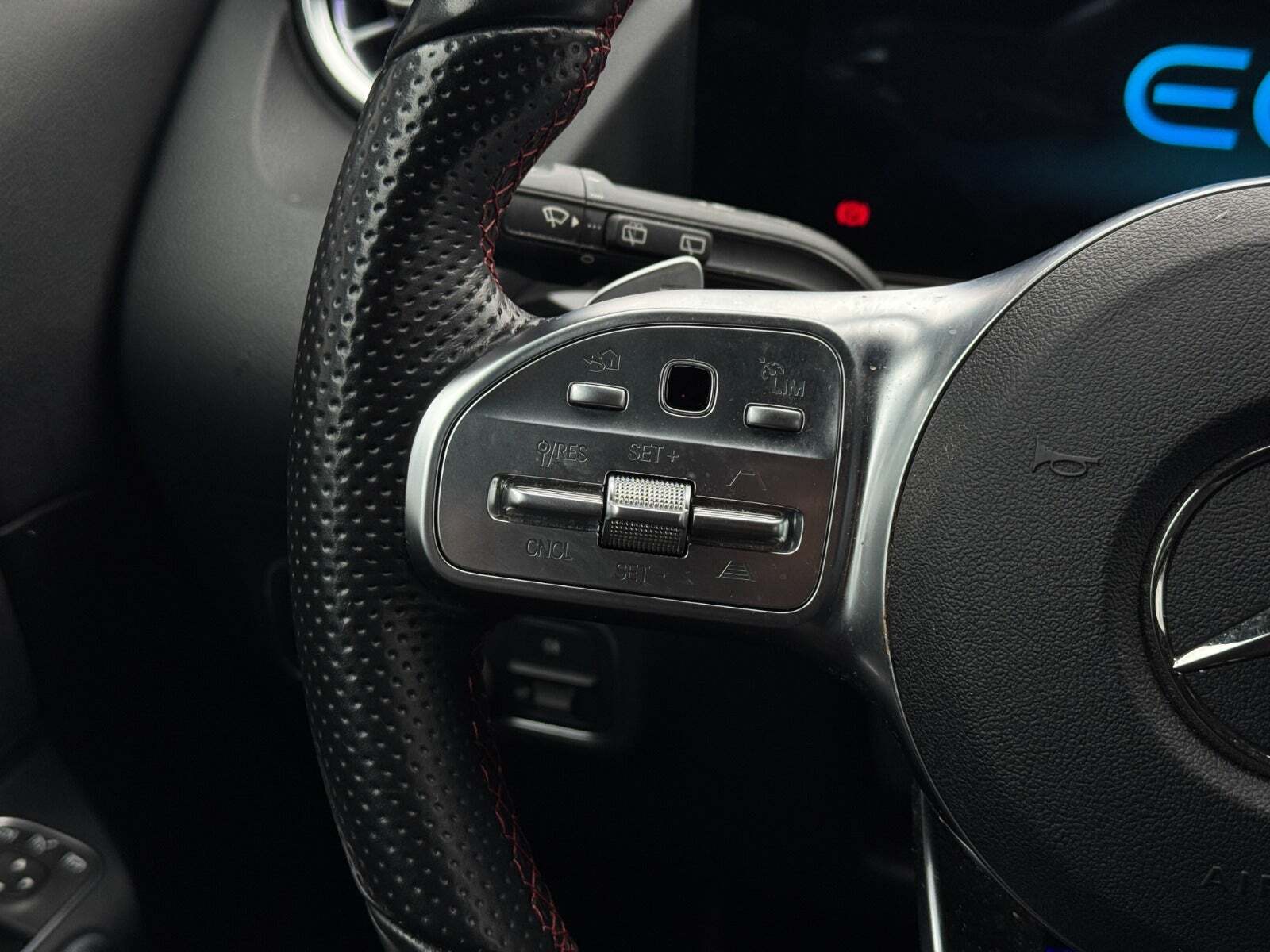 Sort Mercedes EQA250 fra 2022