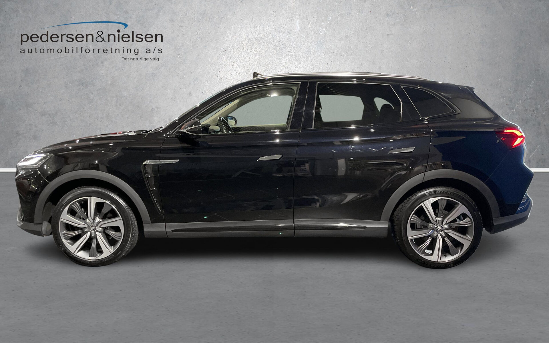 MG Marvel R EL Luxury 180HK 5d Aut.