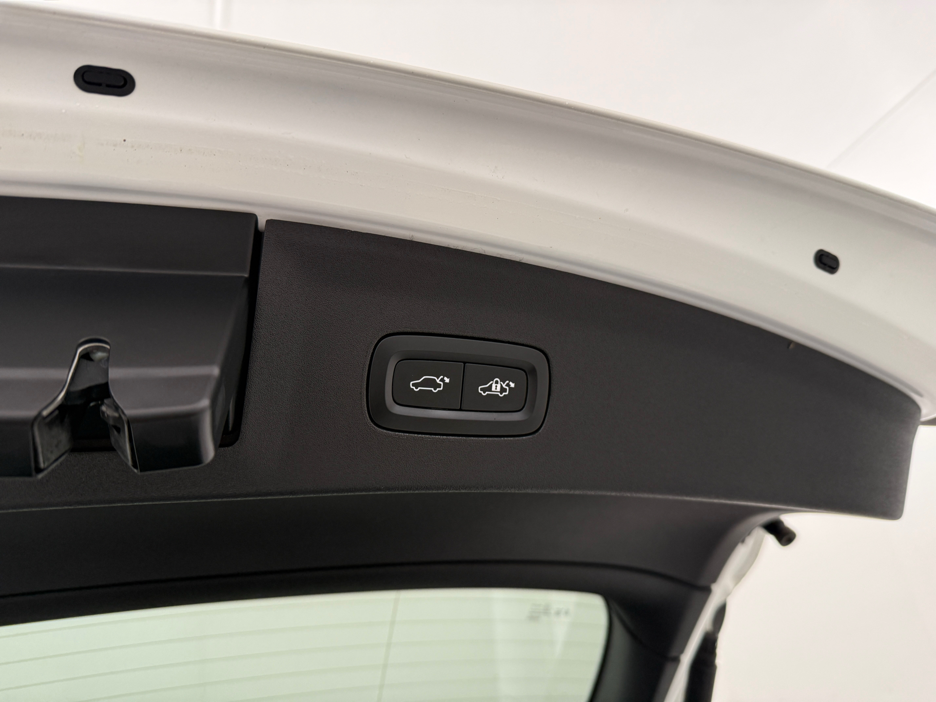 Hvid Polestar 2 fra 2023