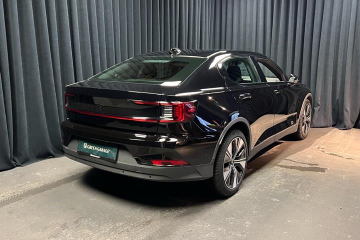 Sort Polestar 2 fra 2023