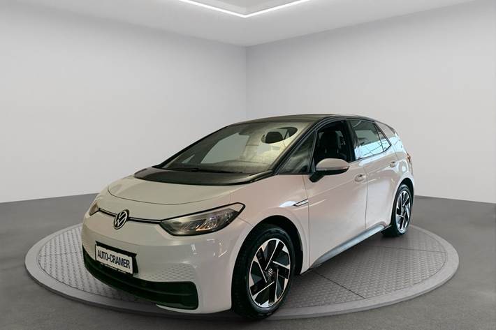 Hvid VW ID.3 fra 2021 set udefra