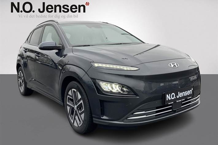 Grå Hyundai Kona fra 2021 set udefra