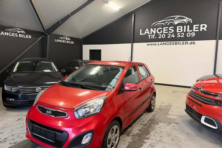 Grå Kia Picanto fra 2013