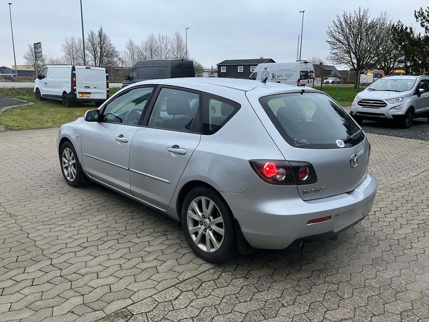 Sølv Mazda 3 fra 2008