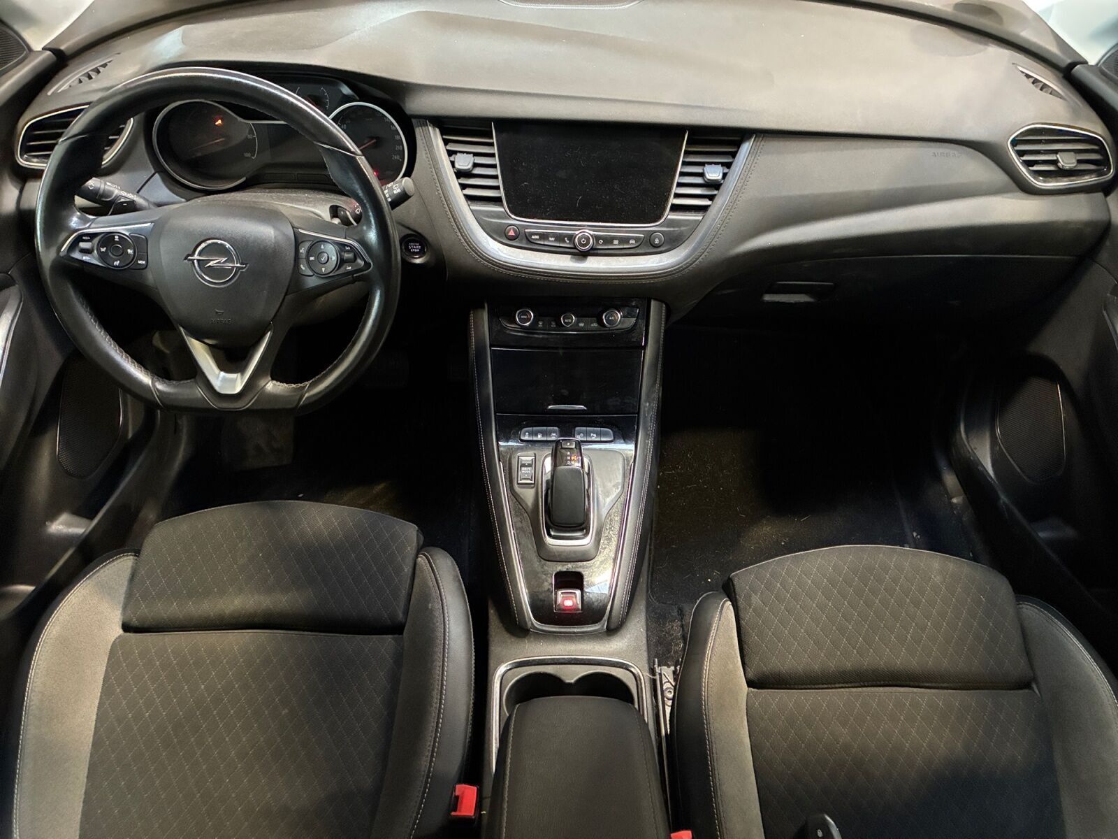 Opel Grandland X 1,6 Hybrid4 Cosmo Prestige aut.