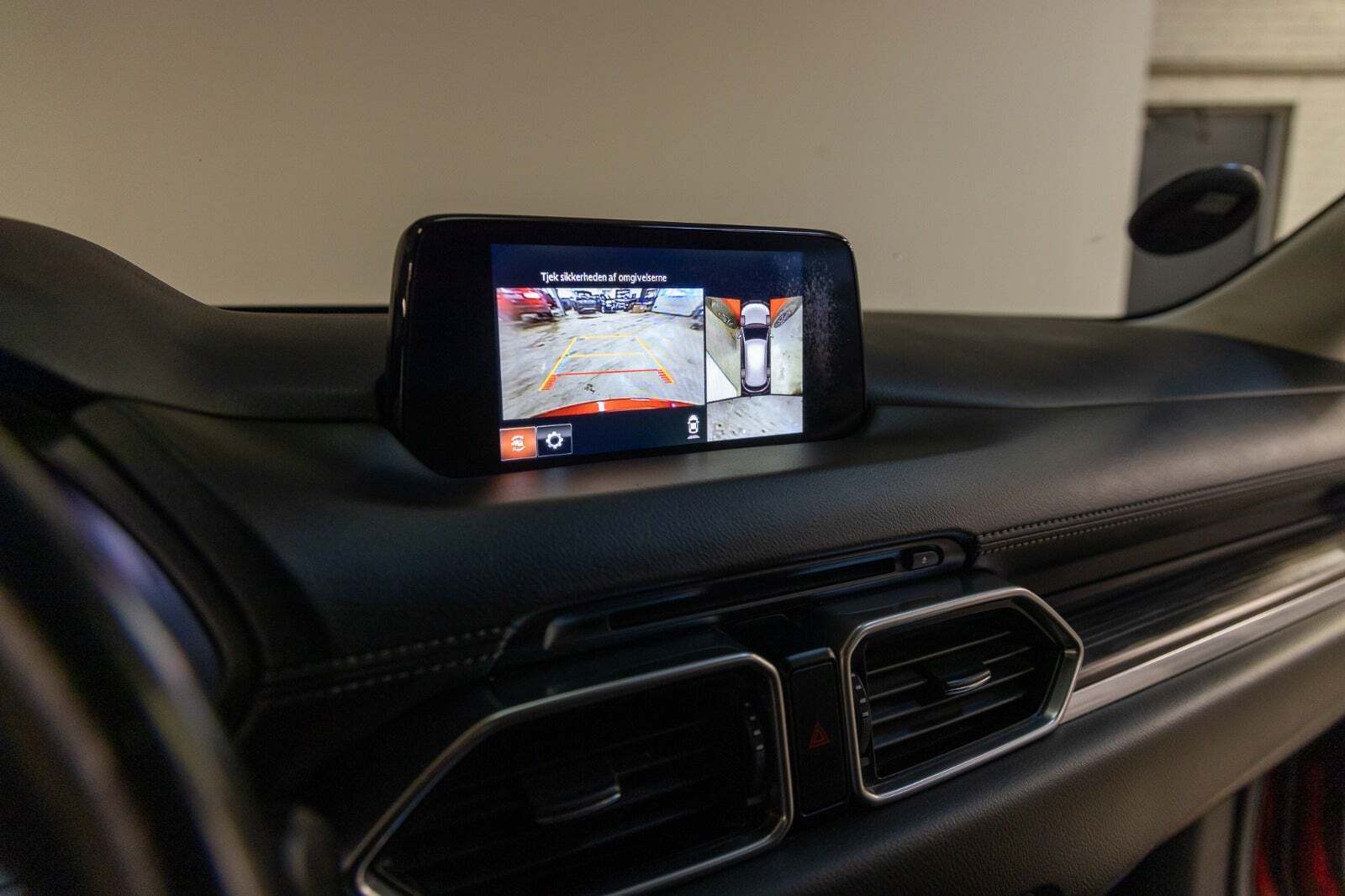 Rød Mazda CX-5 fra 2018