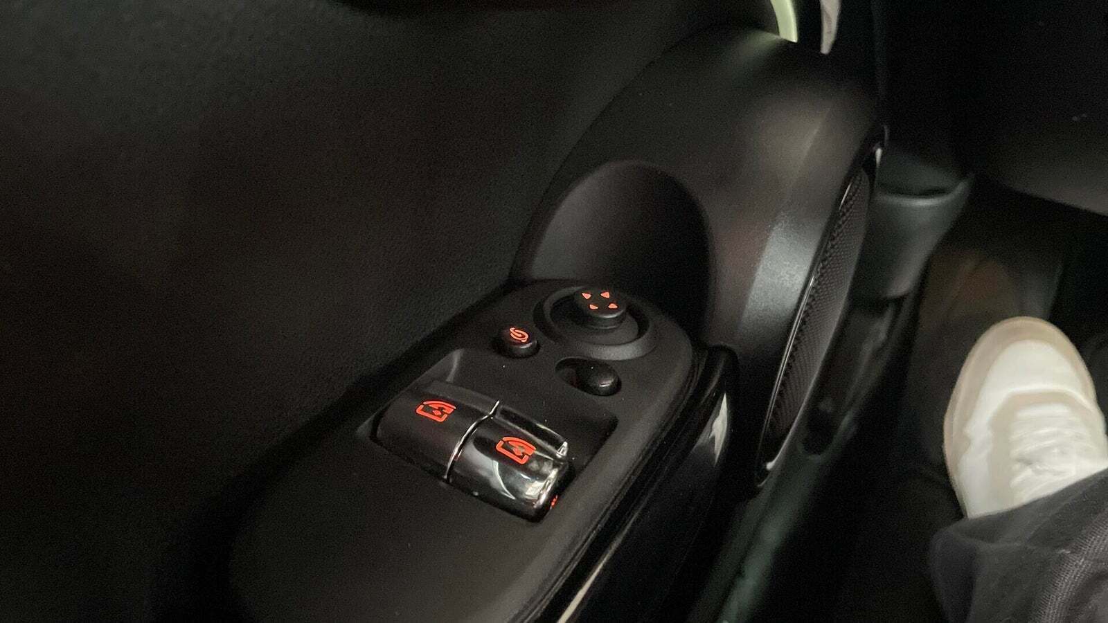 Grå Mini Cooper SE fra 2022