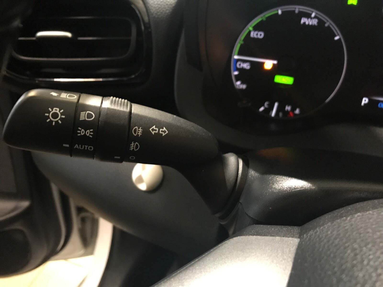 Toyota Yaris 1,5 Hybrid H3 Smart e-CVT