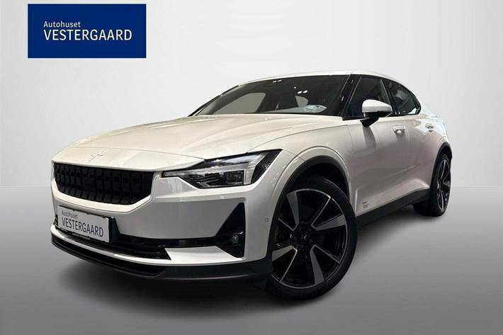 Hvid Polestar 2 fra 2023 set udefra