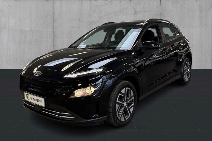 Sort Hyundai Kona fra 2022 set udefra