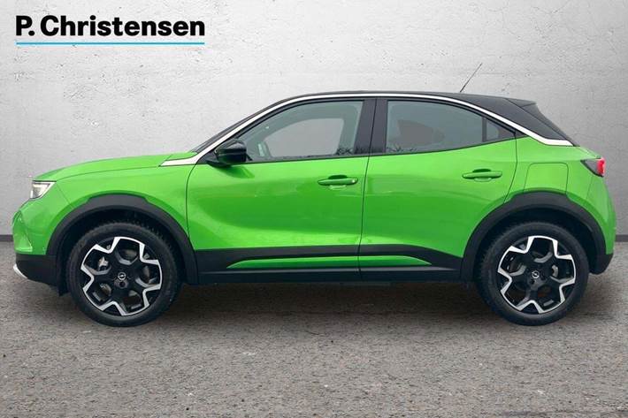 Grøn Opel Mokka-e fra 2023
