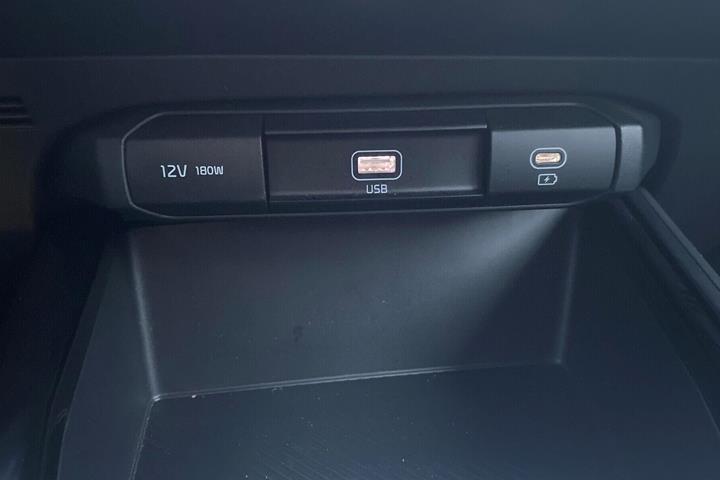 Hvid Kia Niro EV fra 2022