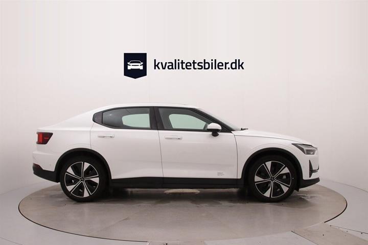 Sølv Polestar 2 fra 2023