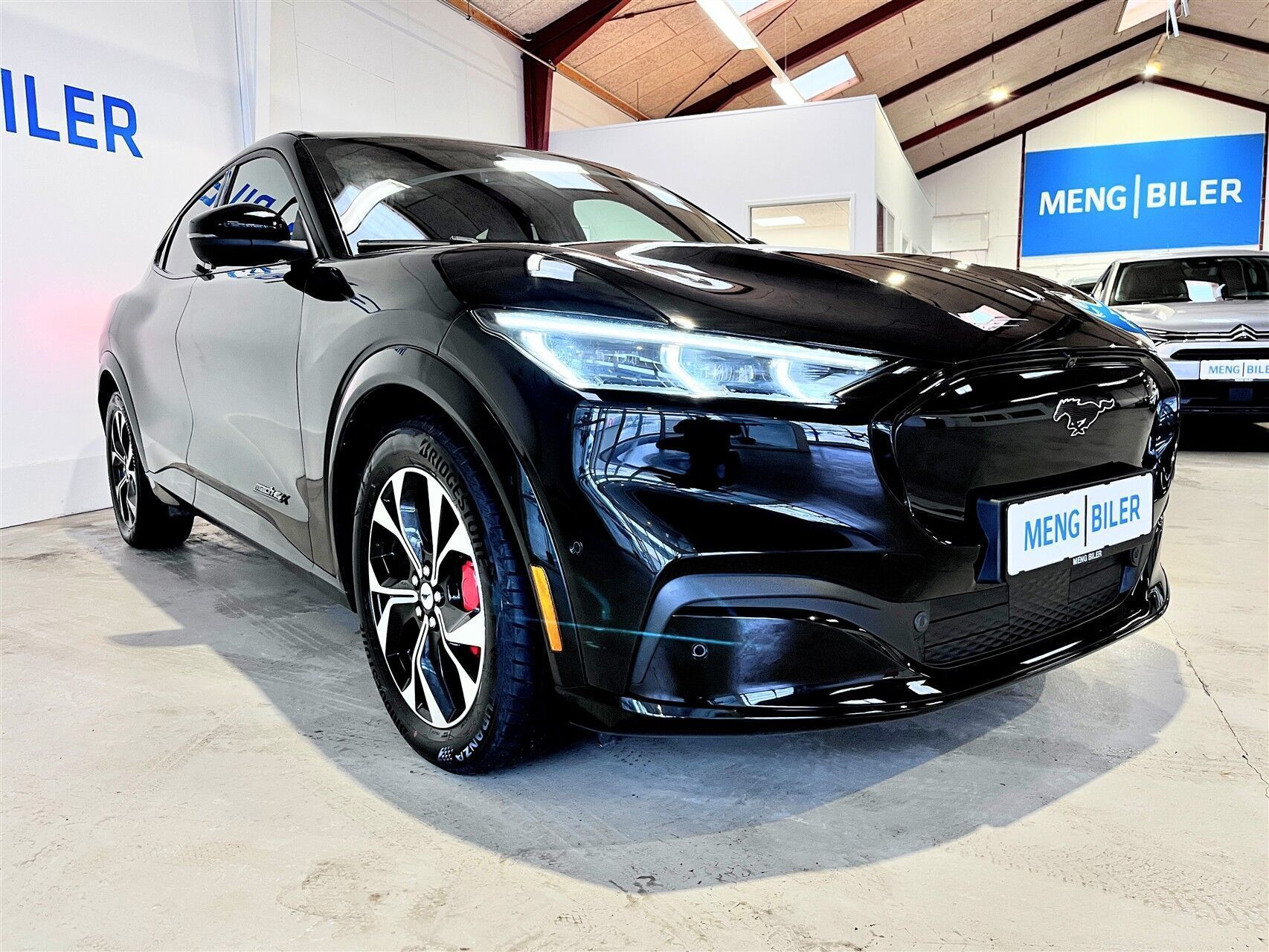 Sort Ford Mustang Mach-E fra 2022