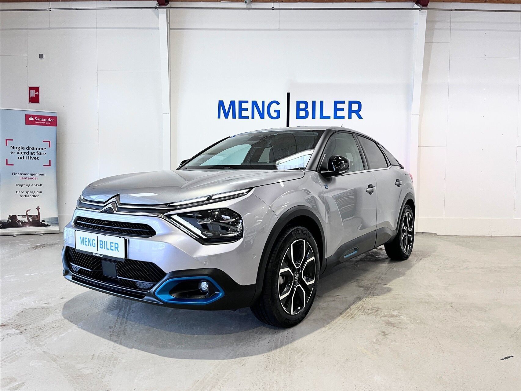 Grå Citroën ë-C4 fra 2022