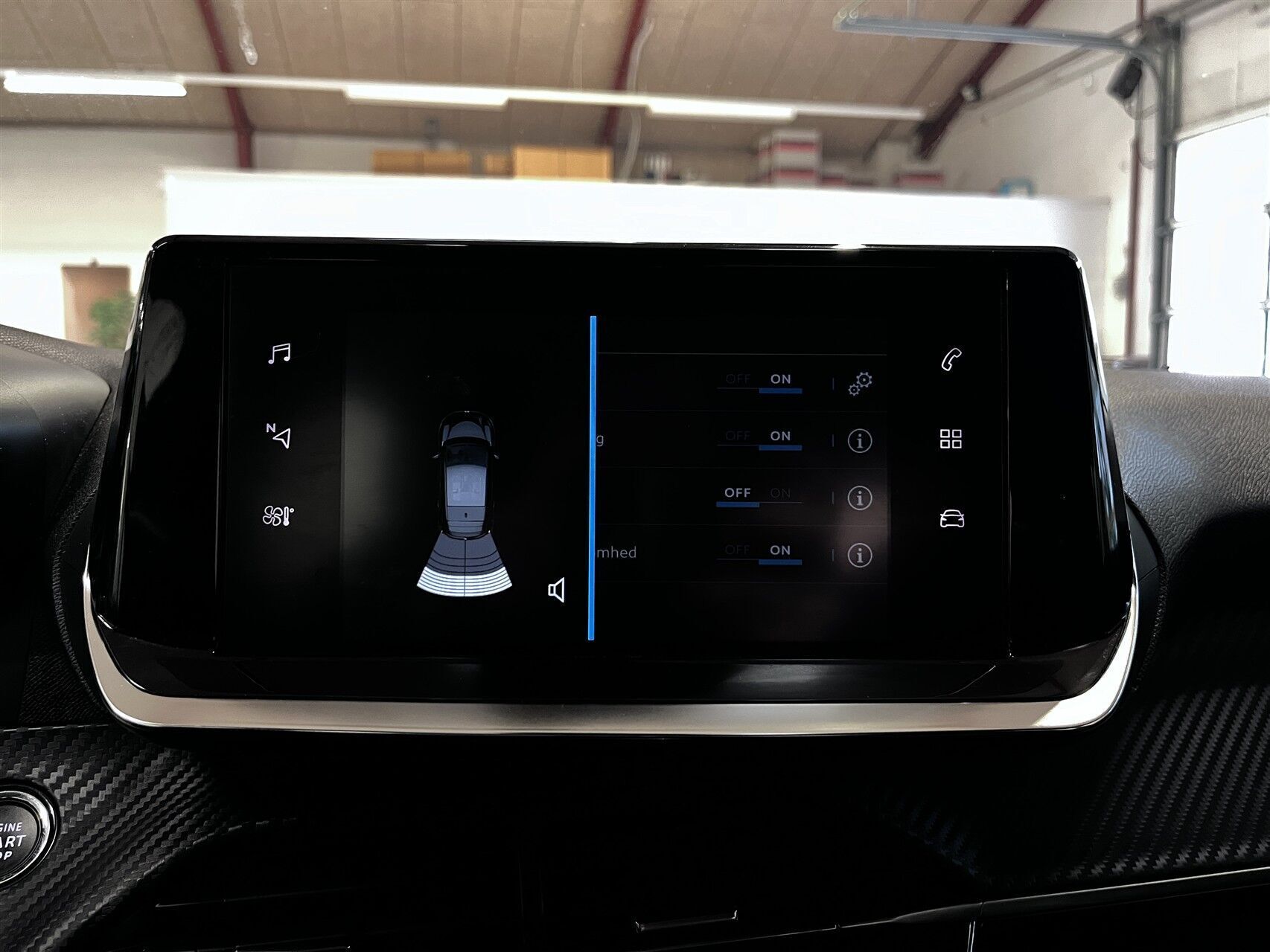 Sort Peugeot e-208 fra 2022