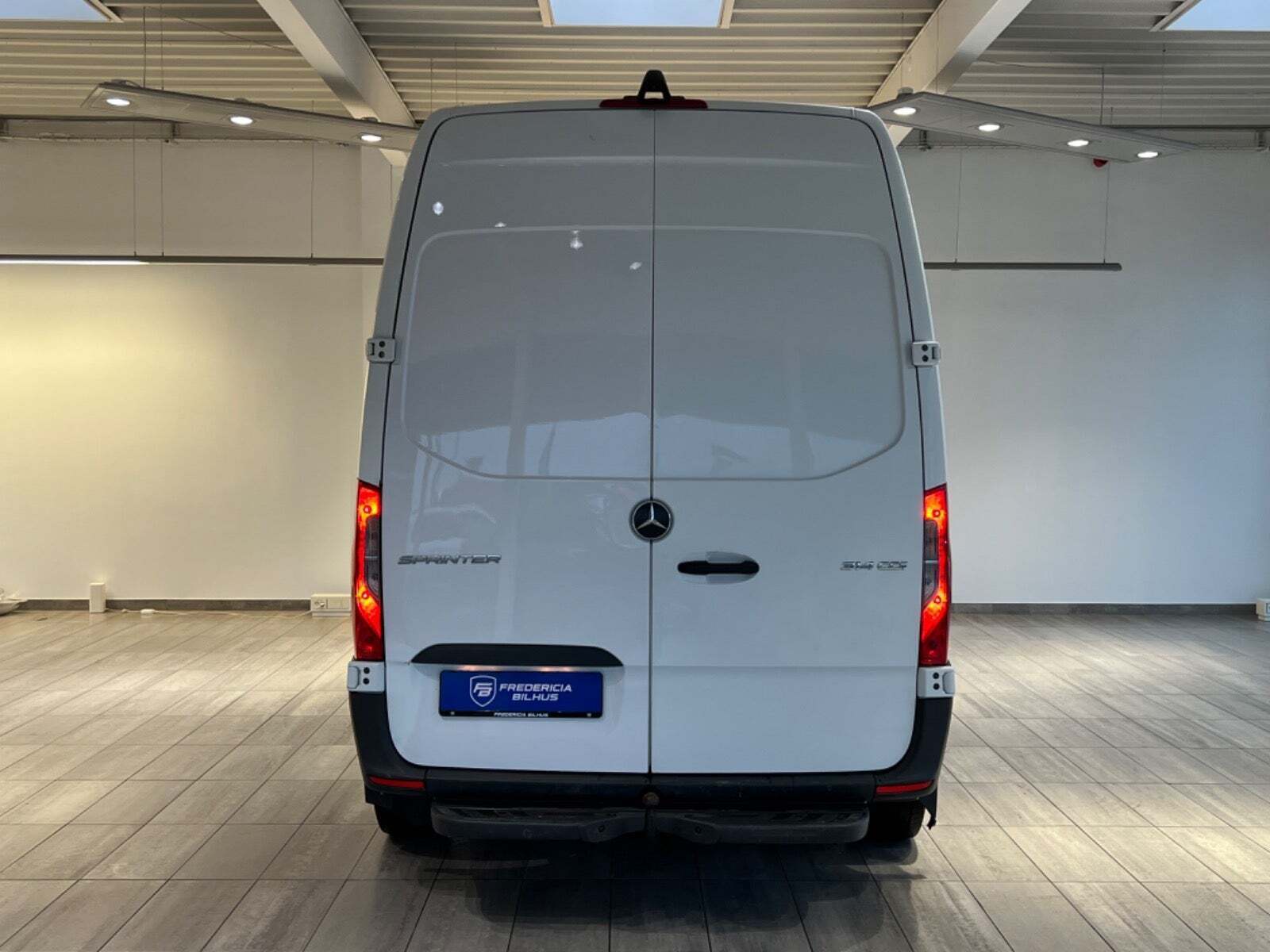 Mercedes Sprinter 314 2,2 CDi A2 Kassevogn aut. FWD