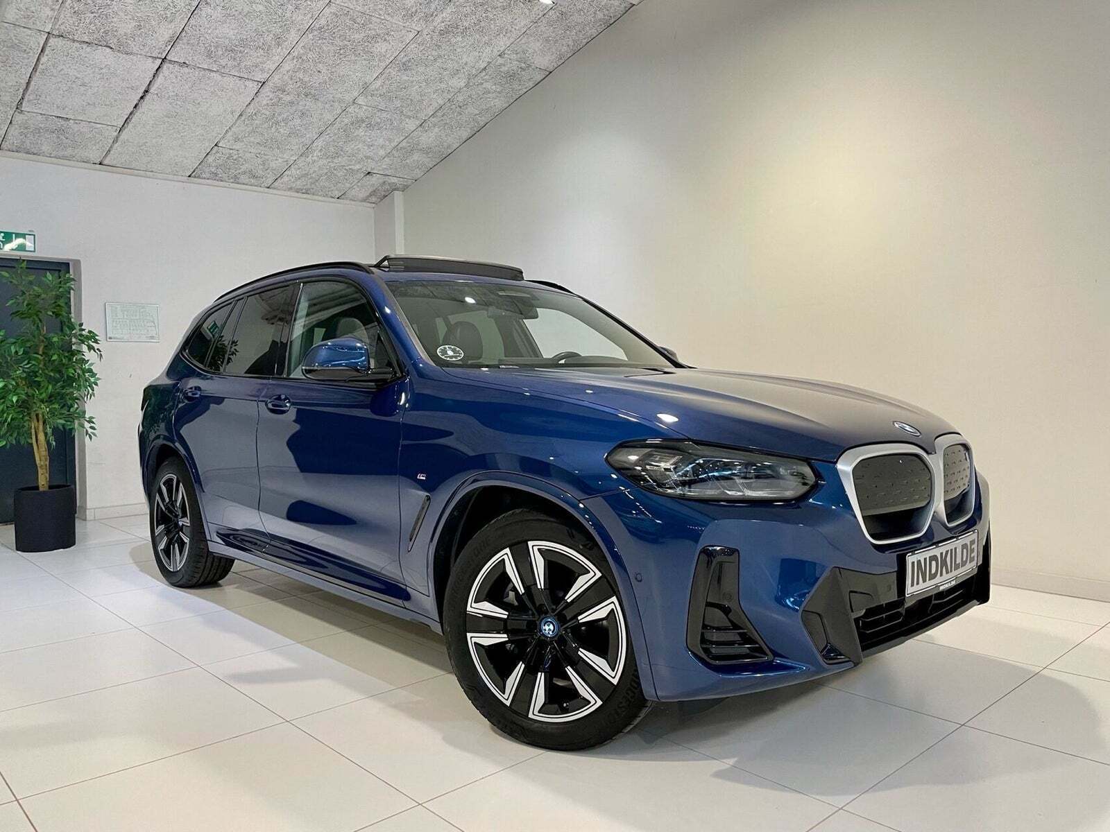 BMW iX3 Charged M-Sport
