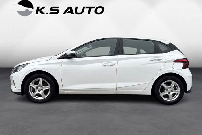 Hvid Hyundai i20 fra 2021