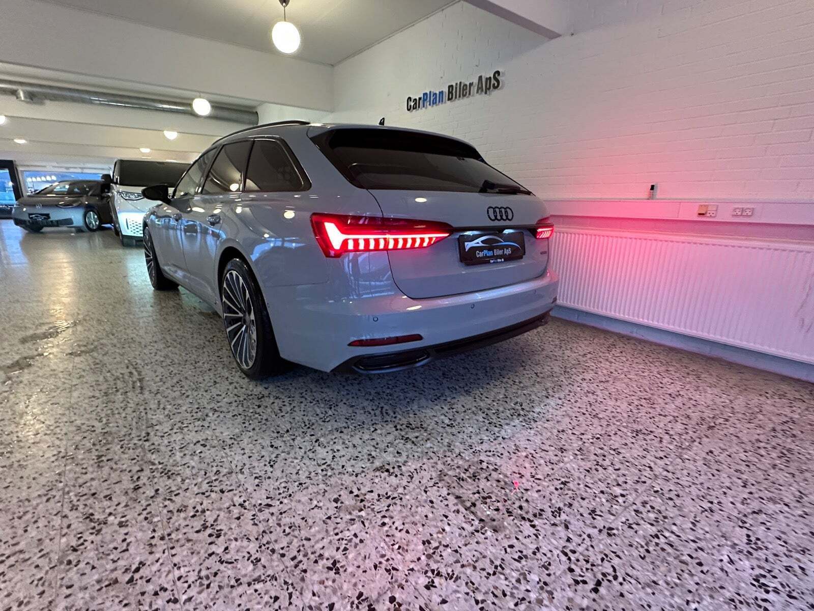 Audi A6 50 TDi Sport Avant quattro Tiptr. Van