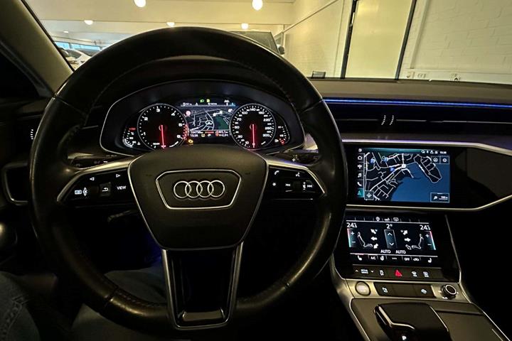 Grå Audi A6 fra 2020
