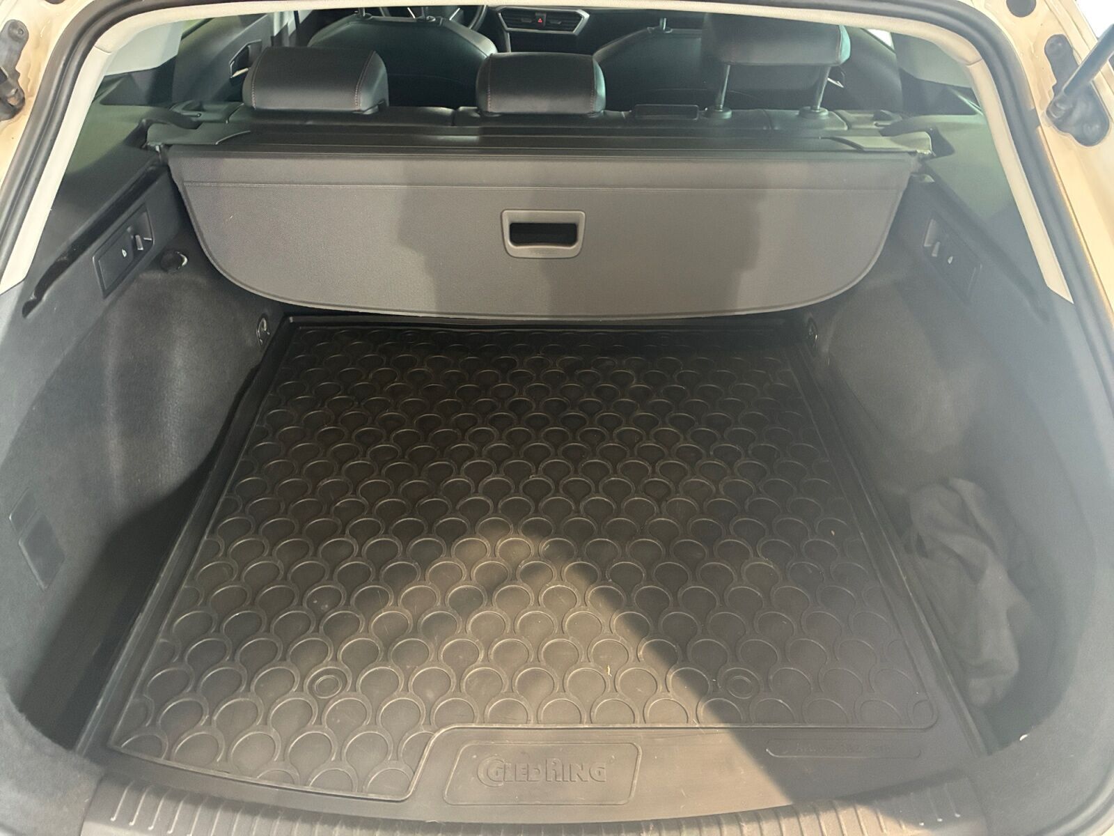 Hvid Seat Leon fra 2021