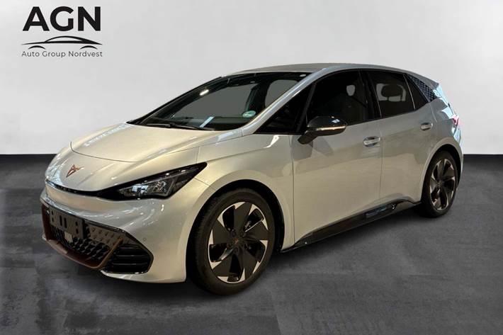 undefined Cupra Born fra 2025 set udefra