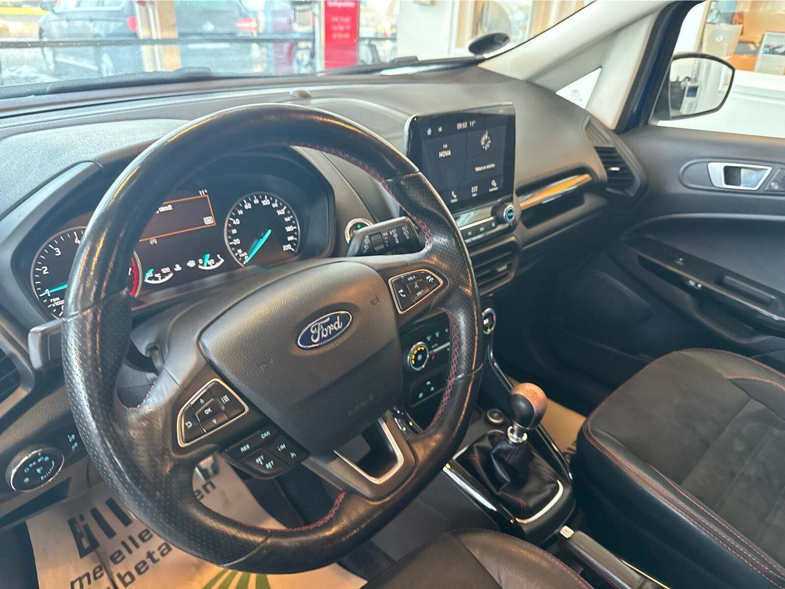 Blå Ford EcoSport fra 2018