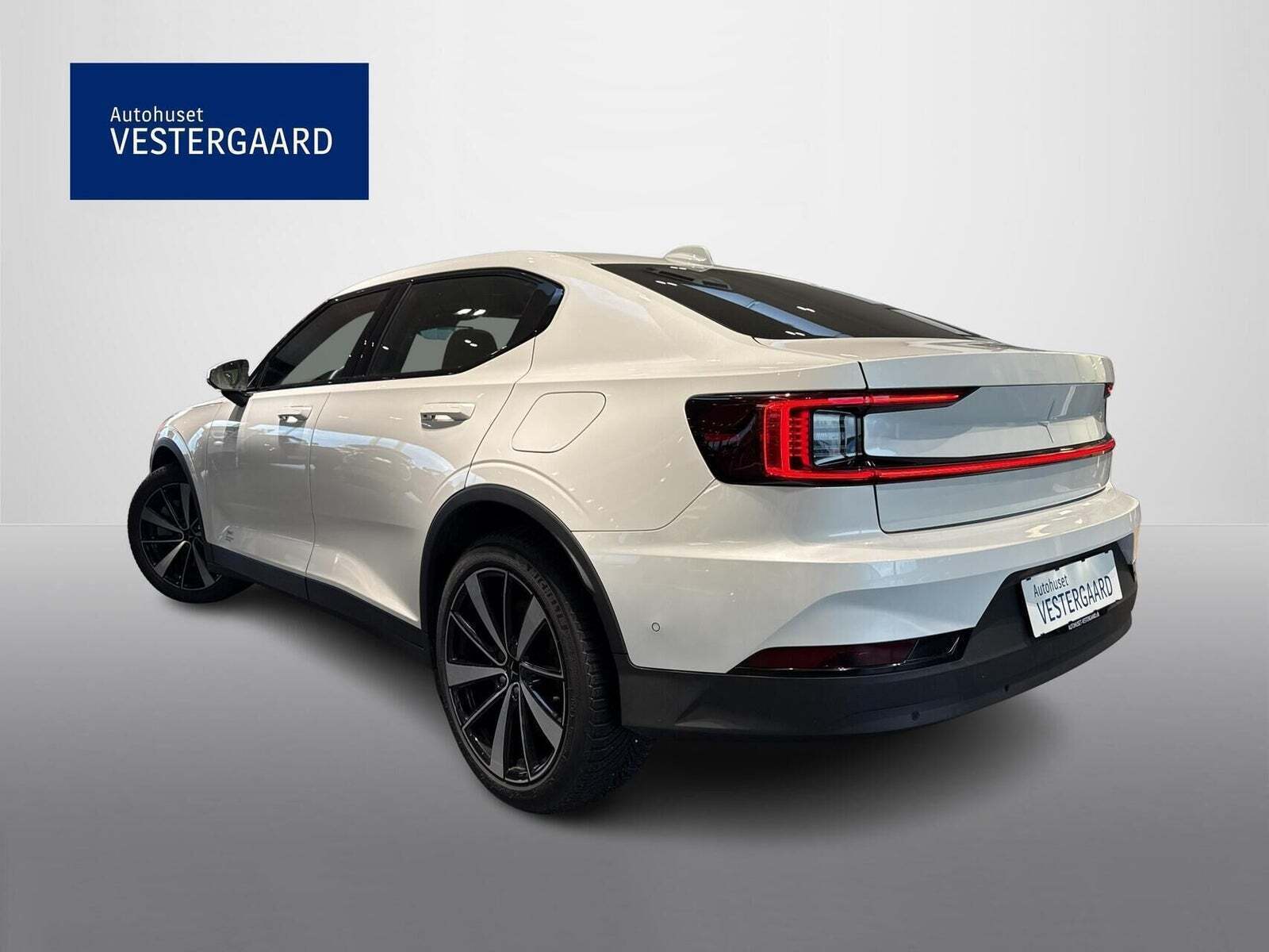 Hvid Polestar 2 fra 2023