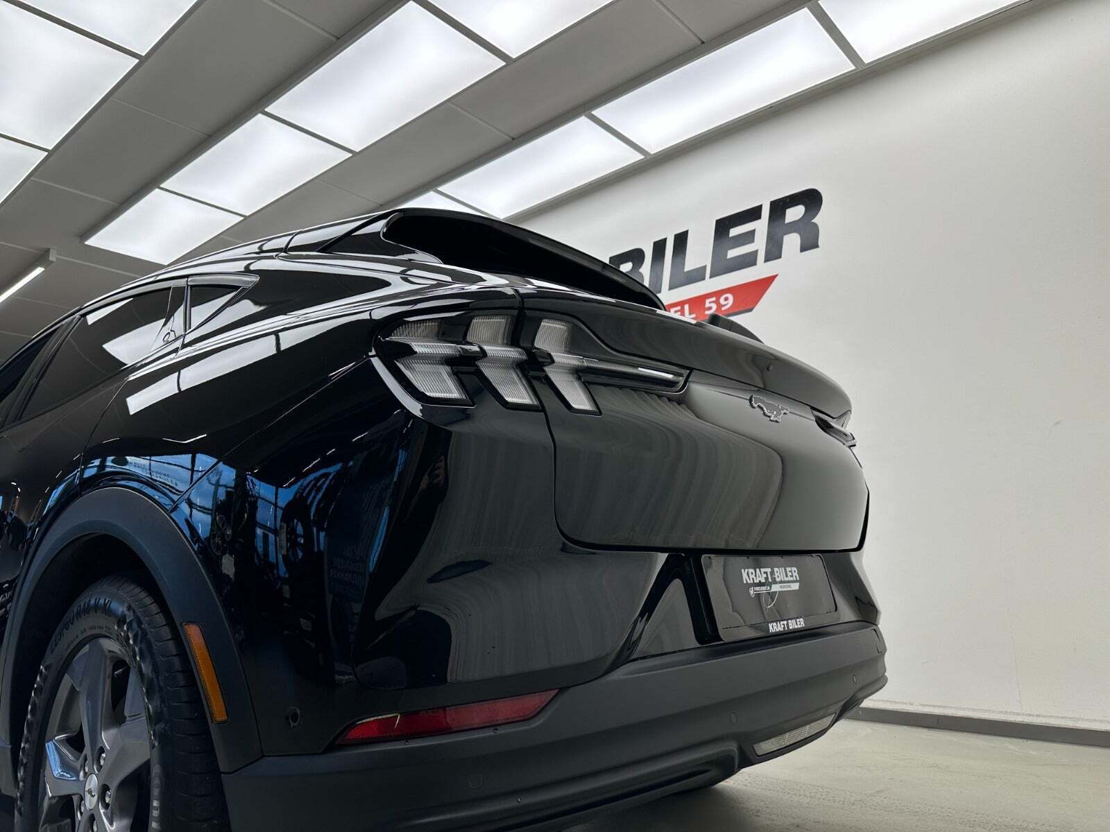 Ford Mustang Mach-E 75 Standard Range