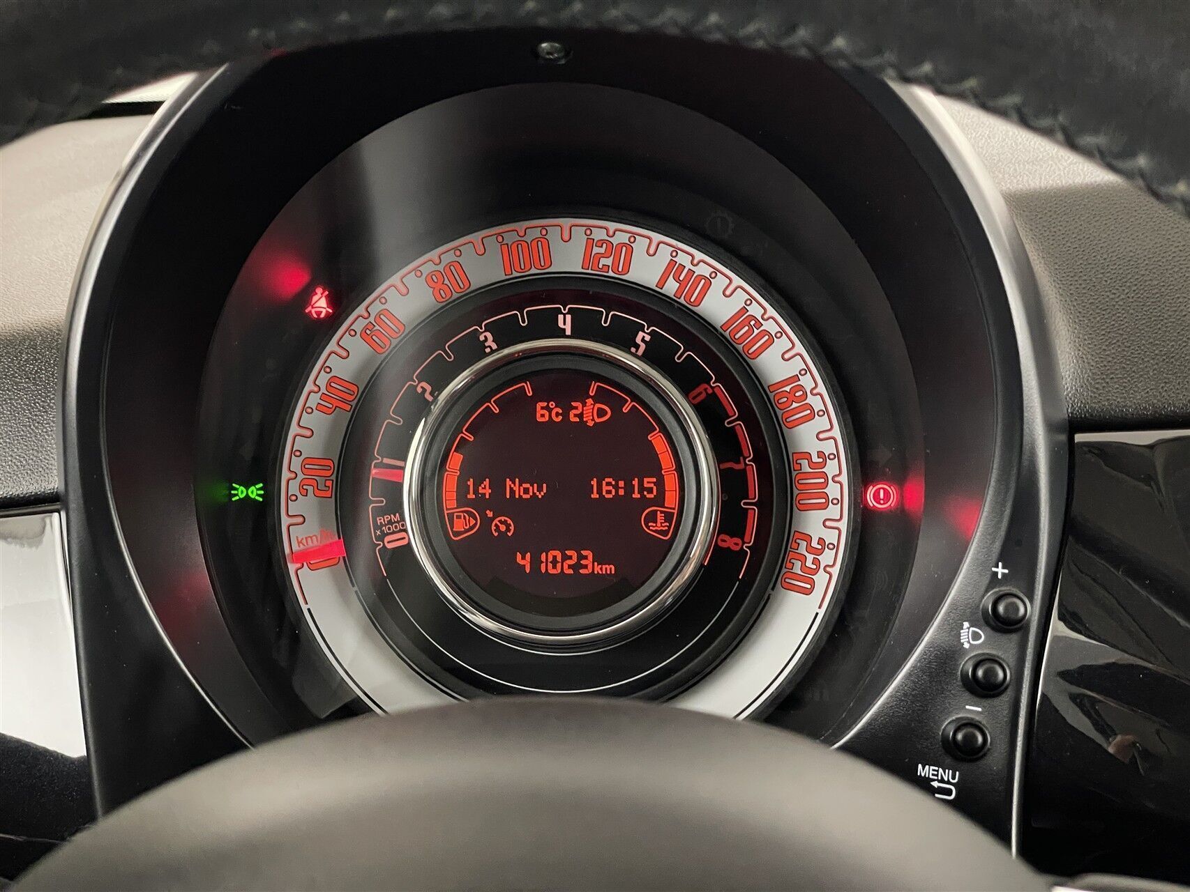 Sort Fiat 500C fra 2019