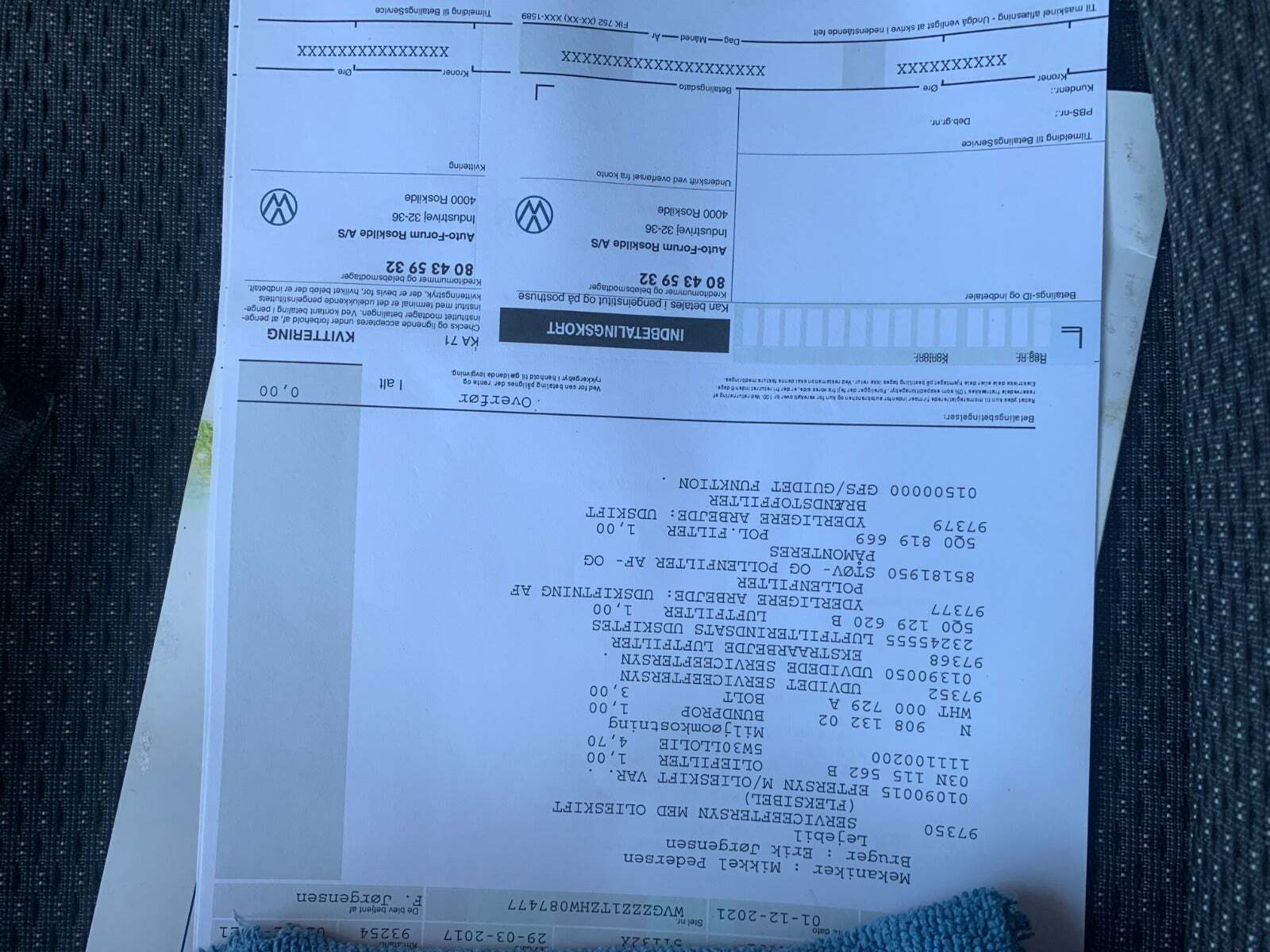 Hvid VW Touran fra 2017