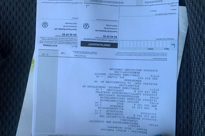 Hvid VW Touran fra 2017