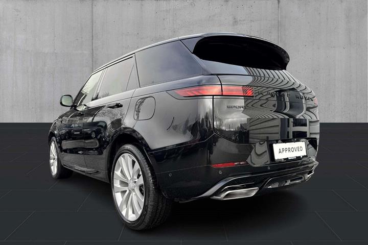 Sort Land Rover Range Rover sport fra 2025