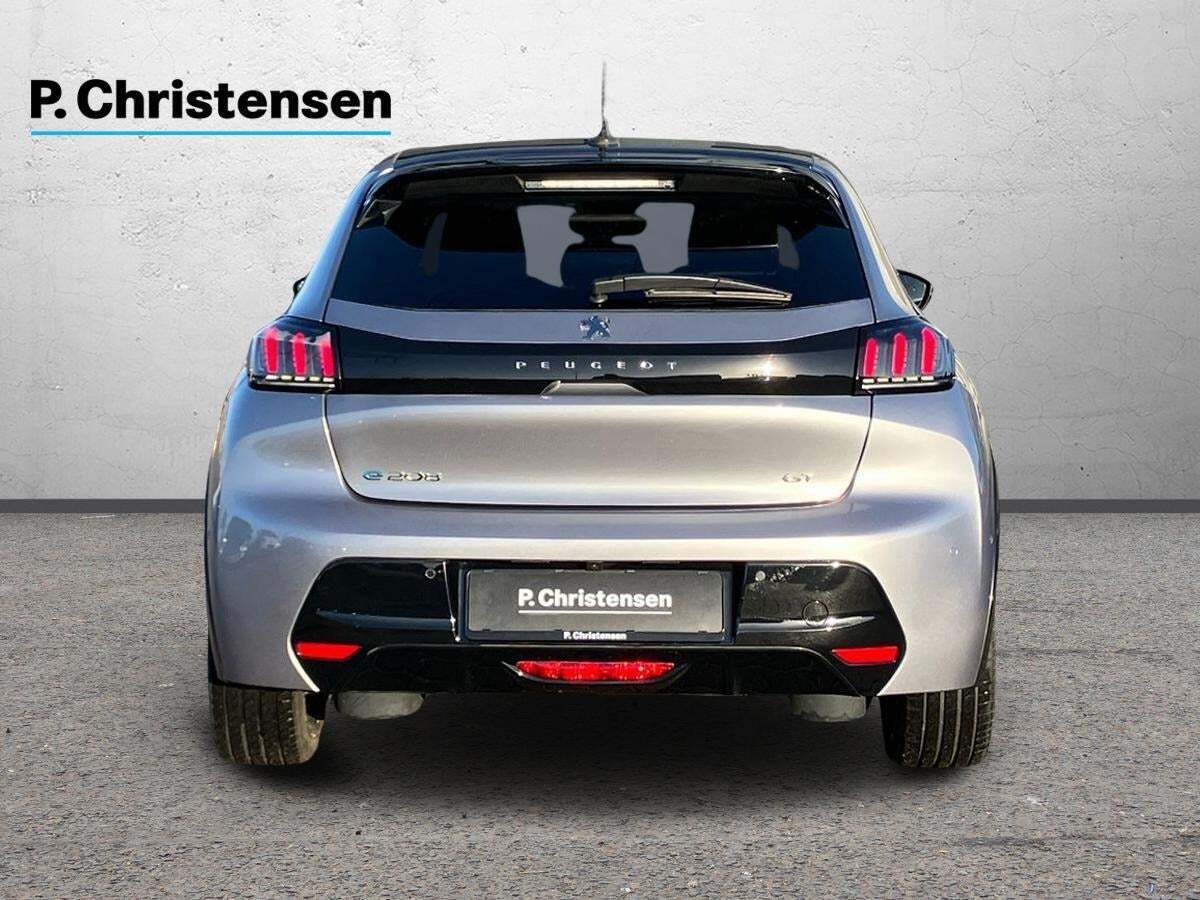 Peugeot e-208 50 GT Sky