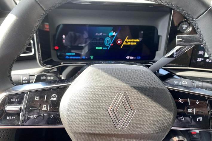 Sort Renault 4 E-Tech fra 2025