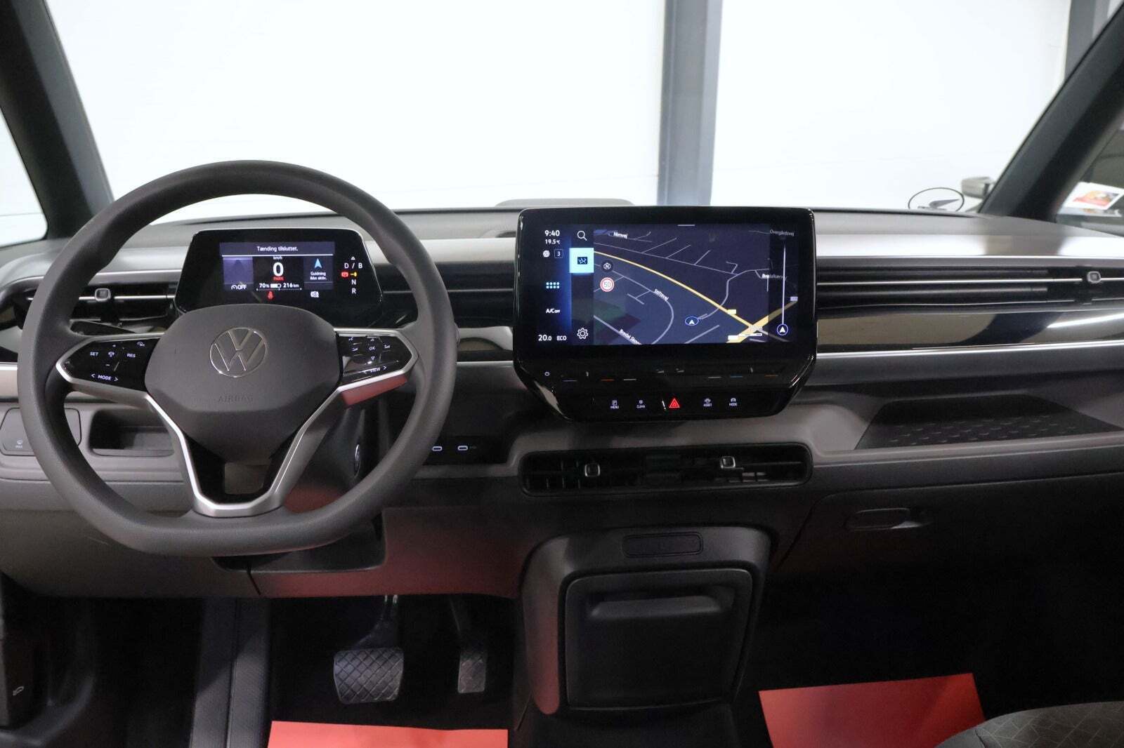 VW ID.Buzz 77 Life SWB