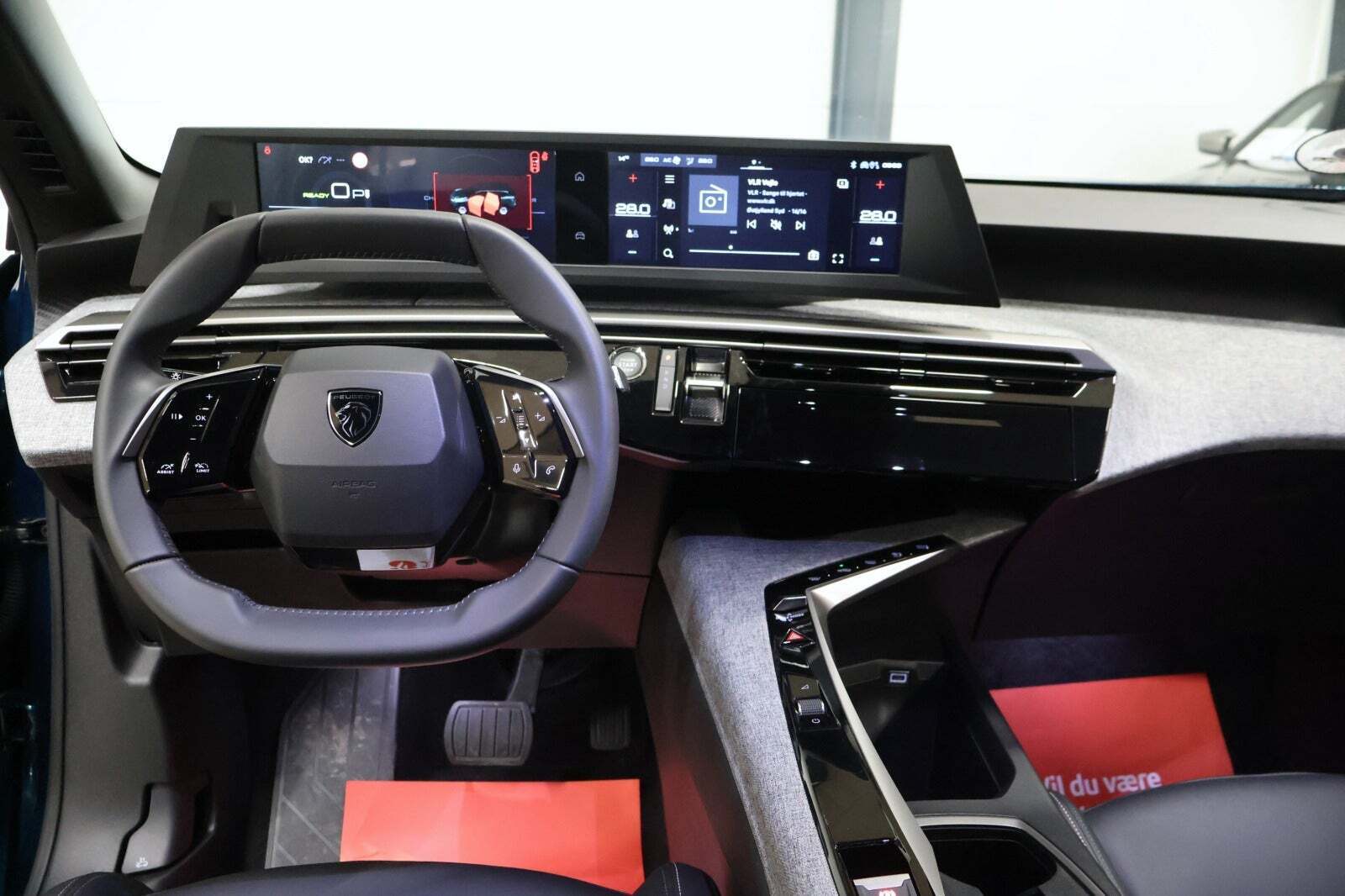 Peugeot e-5008 77 Allure Pack 7prs