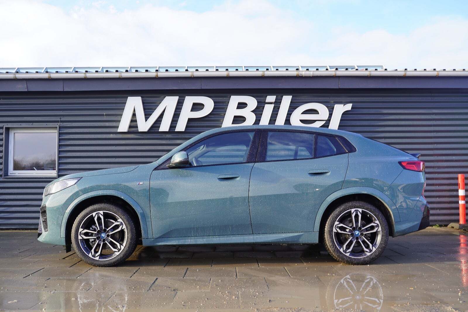 BMW iX2 eDrive20 M-Sport