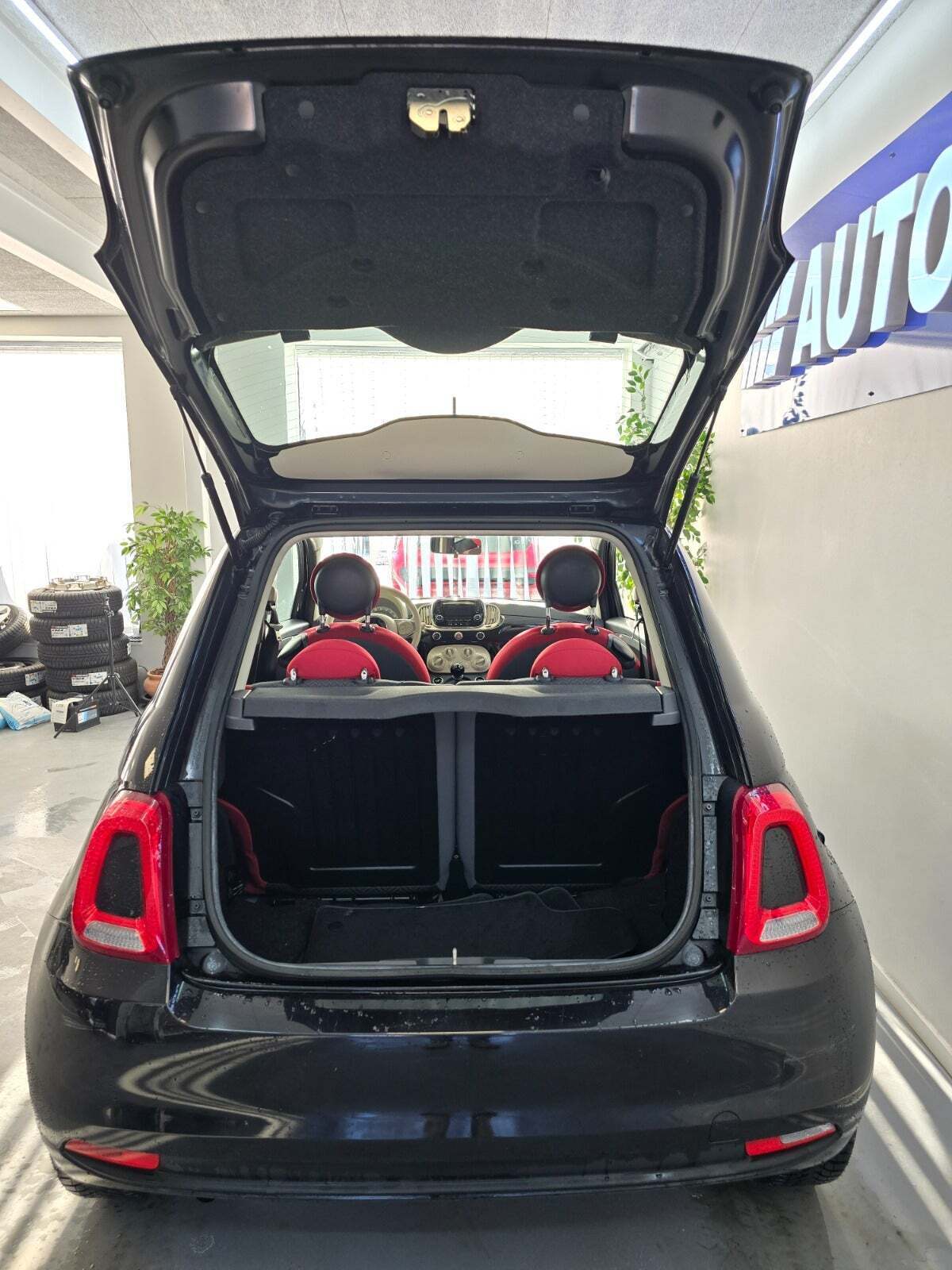 Sort Fiat 500 fra 2016