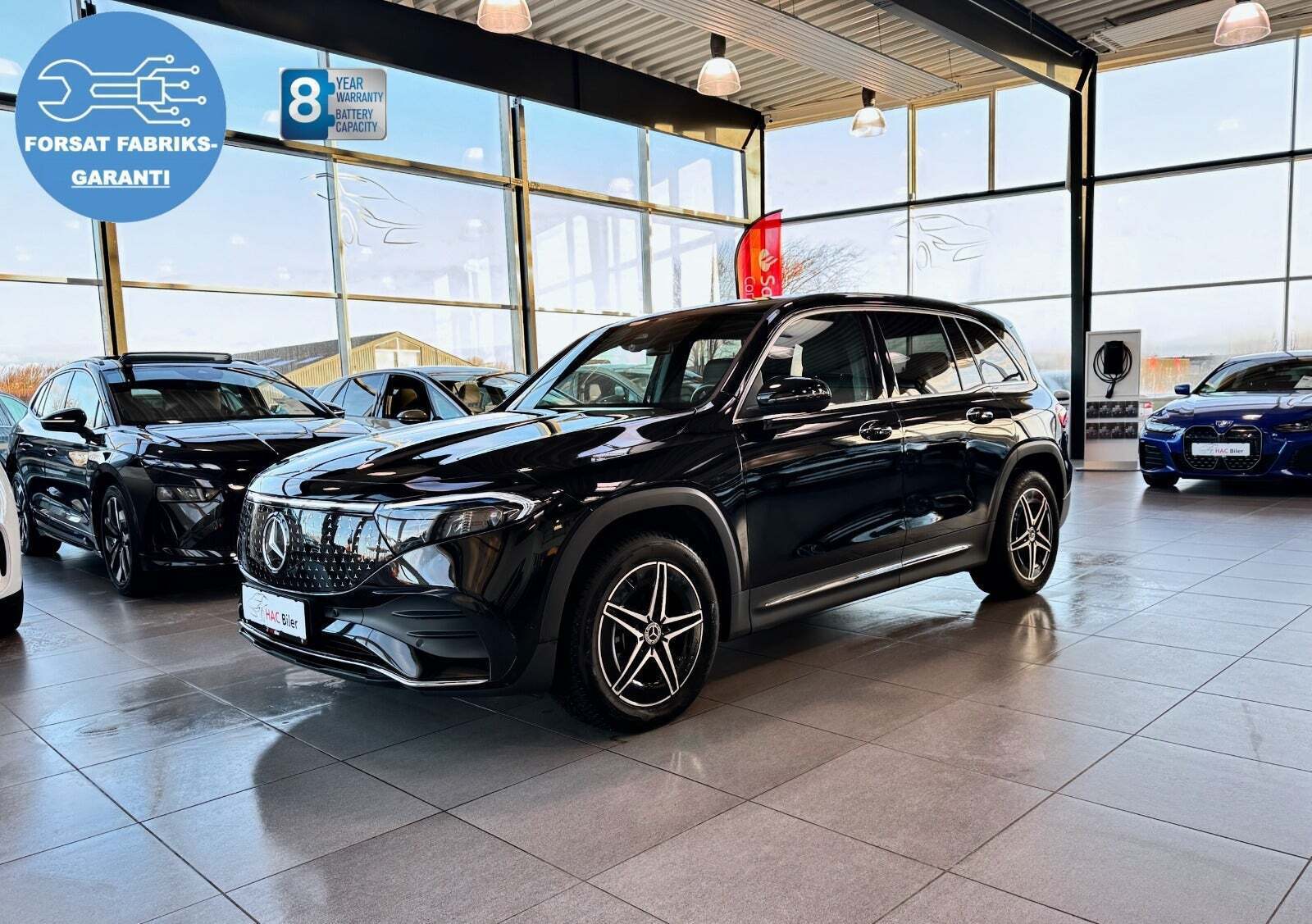 Sort Mercedes EQB250+ fra 2024