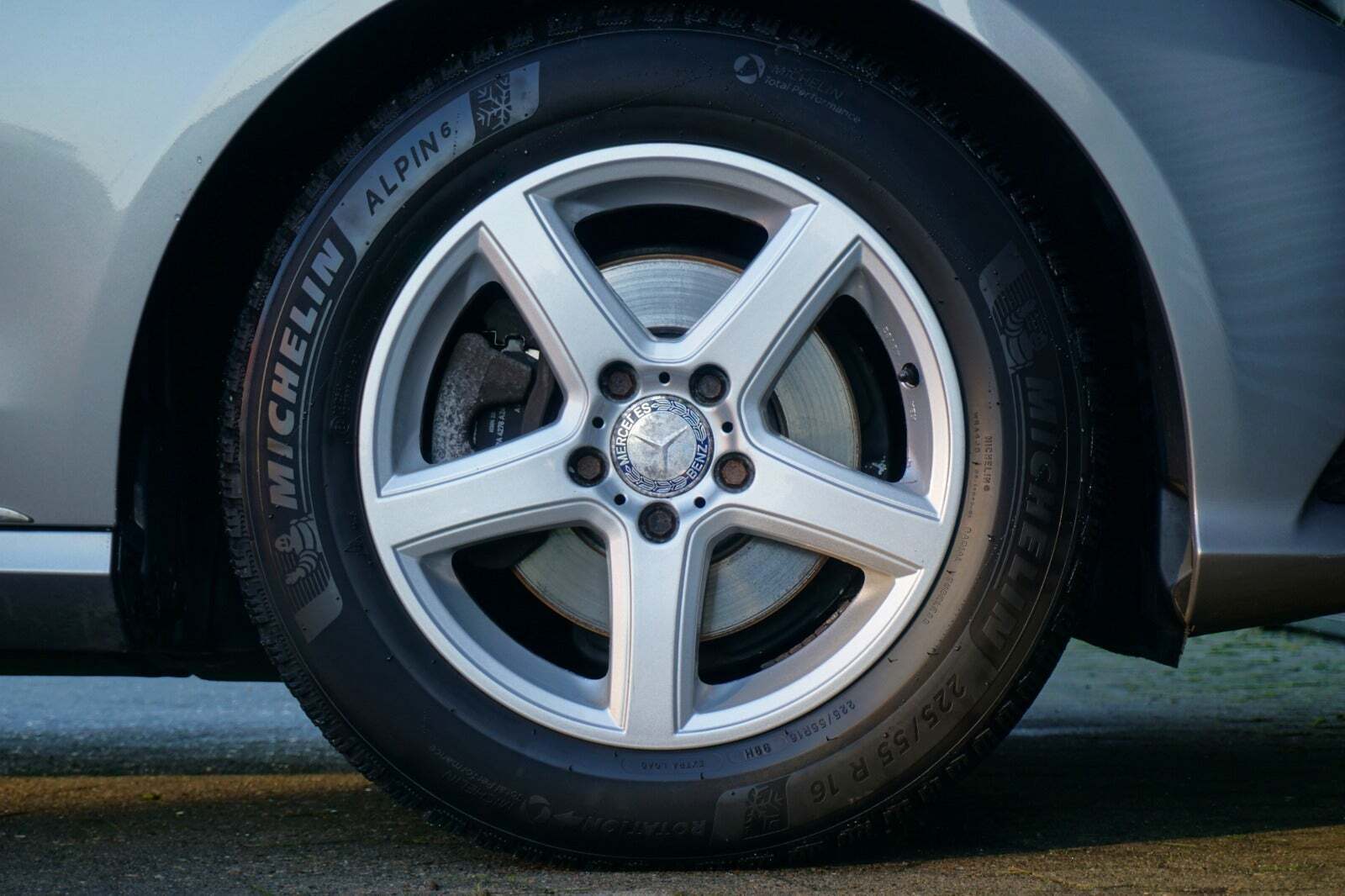 Mercedes E220 2,2 CDi stc. aut.