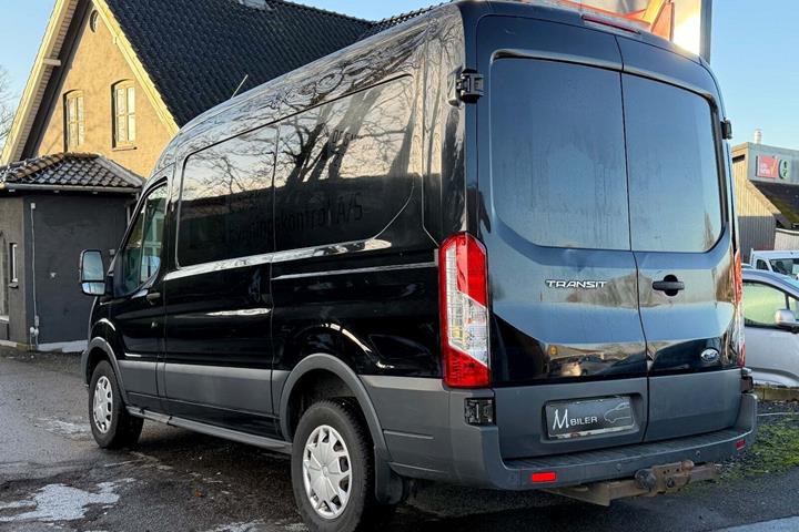 Sort Ford Transit 350 L2 Van fra 2017