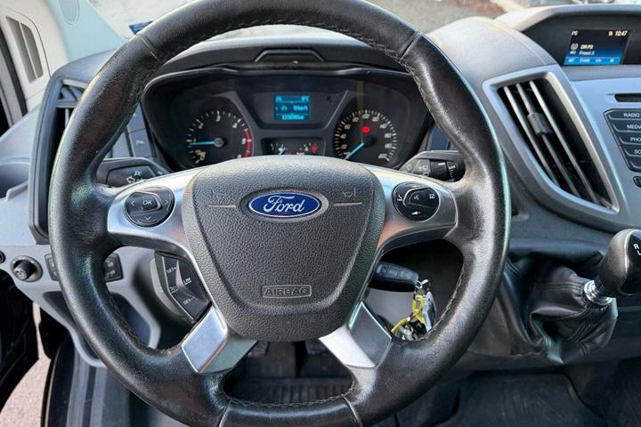 Sort Ford Transit 350 L2 Van fra 2017
