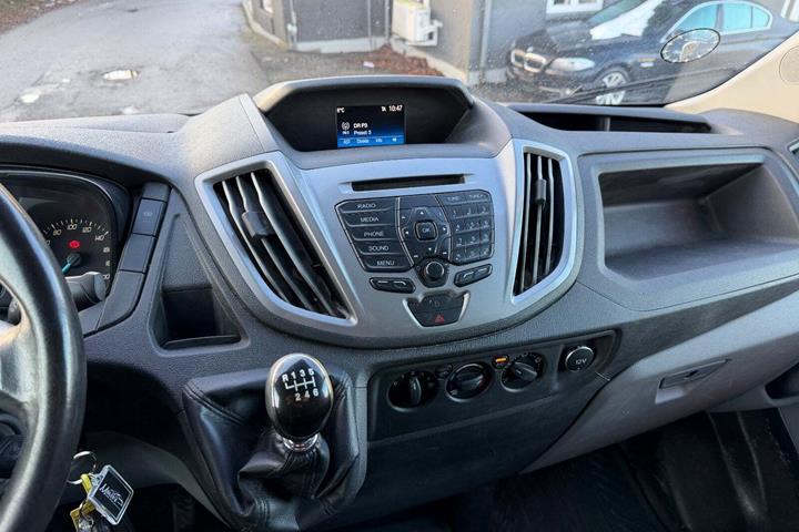 Sort Ford Transit 350 L2 Van fra 2017
