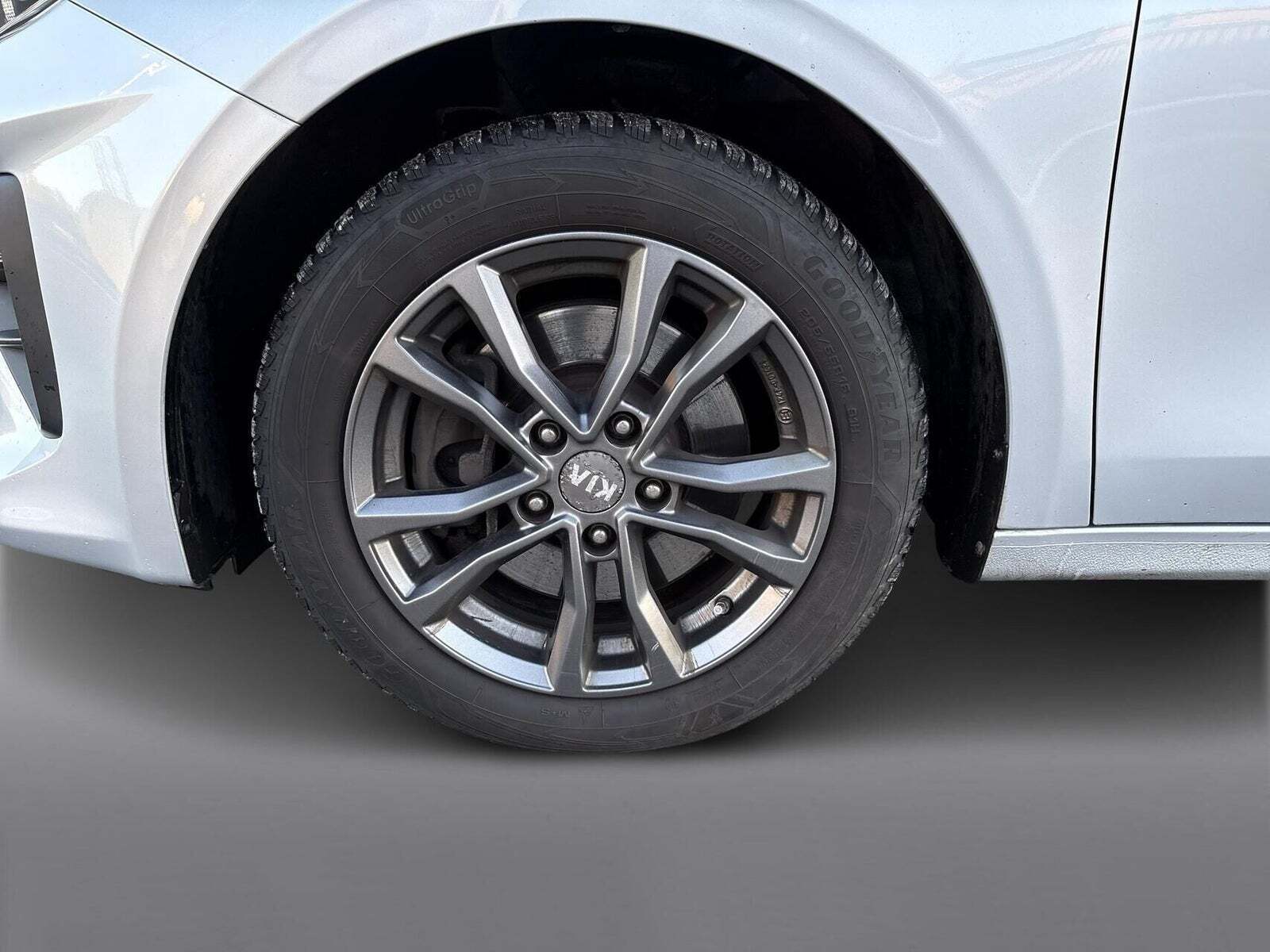 Sølv Kia Ceed fra 2020