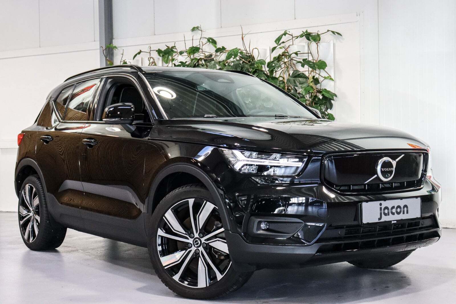 Volvo XC40 P6 ReCharge Plus