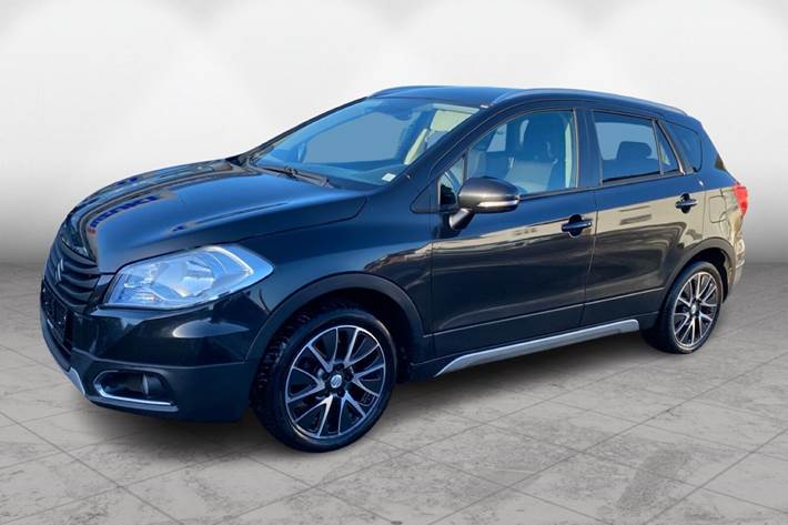 Sort Suzuki S-Cross fra 2014