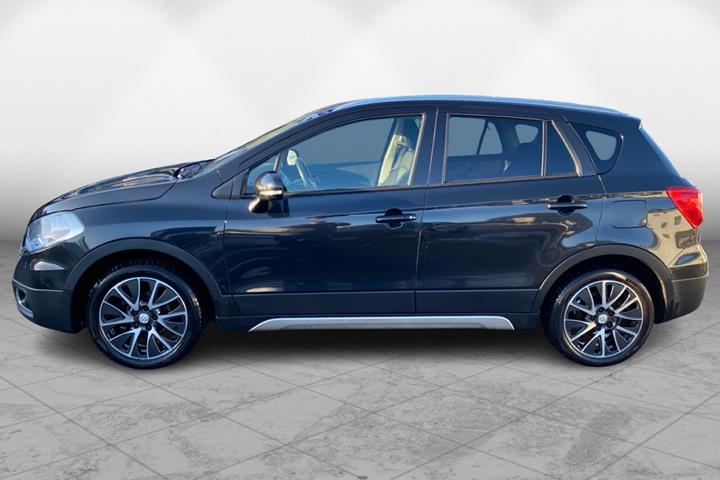 Sort Suzuki S-Cross fra 2014